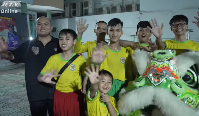 Người chung quanh ta - Tập 4 - Long Nhi Đường: Câu chuyện của "ba Nam" và những đứa con không chung huyết thống - Ảnh 2.