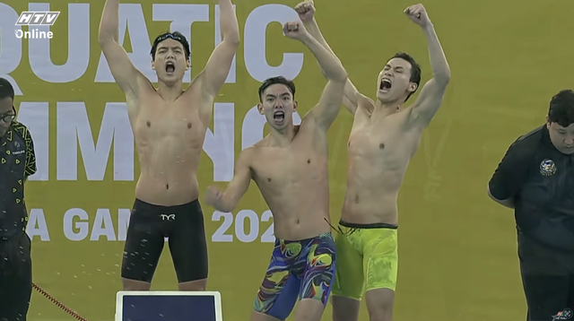 SEA Games 33: Tuyển Bơi Việt Nam "lật kèo" ngoạn mục, đoạt HCV 4x200m tự do Nam- Ảnh 1. SEA Games 33: Tuyển Bơi Việt Nam "lật kèo" ngoạn mục, đoạt HCV 4x200m tự do Nam- Ảnh 1.