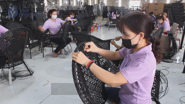 Tín dụng tăng kỷ lục, doanh nghiệp được tiếp sức sản xuất - Ảnh 1.