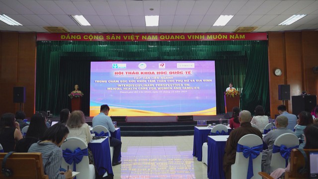 Khoảng trống trong chăm sóc sức khỏe tâm thần cho phụ nữ và gia đình - Ảnh 1.