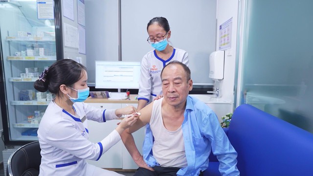 Thời sự trưa HTV ngày 15/12/2025 I Nhiều nước lên án vụ tấn công khủng bố tại Australia - Ảnh 3.