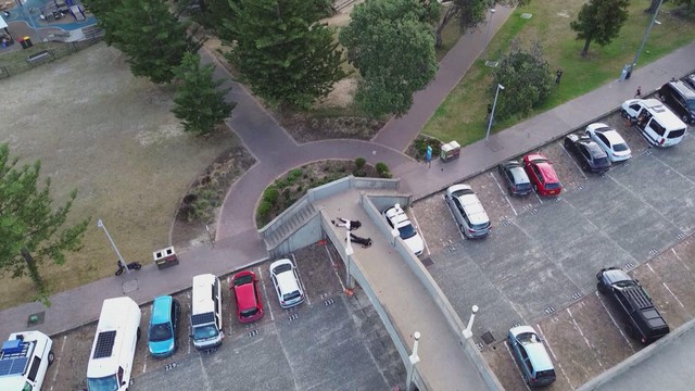 Australia: Vụ xả súng trên bãi biển Bondi là tấn công khủng bố- Ảnh 1. Australia: Vụ xả súng trên bãi biển Bondi là tấn công khủng bố- Ảnh 1.