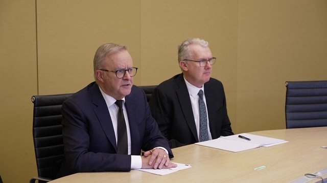 Australia: Cảnh sát đột kích căn nhà của các nghi phạm xả súng - Ảnh 1.