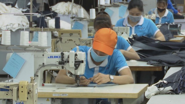 Hướng tới tiền lương đủ sống cho người lao động - Ảnh 5.