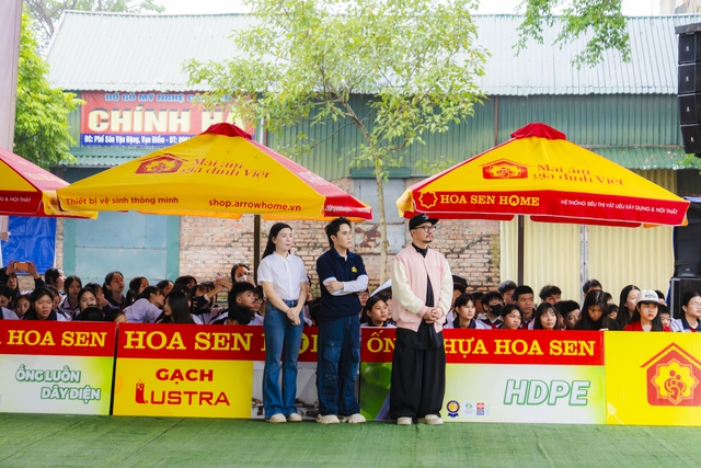 Huỳnh Lập xót xa cậu bé 13 tuổi gồng mình trưởng thành để lo cho mẹ - Ảnh 1.