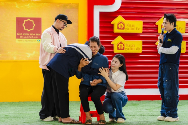 Huỳnh Lập xót xa cậu bé 13 tuổi gồng mình trưởng thành để lo cho mẹ - Ảnh 2.