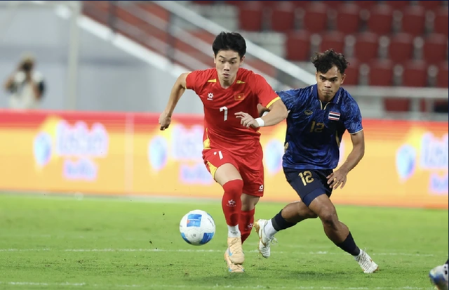 Ngược dòng ngoạn mục, U22 Việt Nam giành HCV SEA Games 33 đầy kịch tính - Ảnh 1.