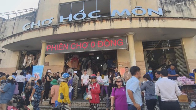 60 Giây ngày 02/12/2025 | Thủy điện lớn nhất miền Nam đóng đập xả tràn - Ảnh 2.