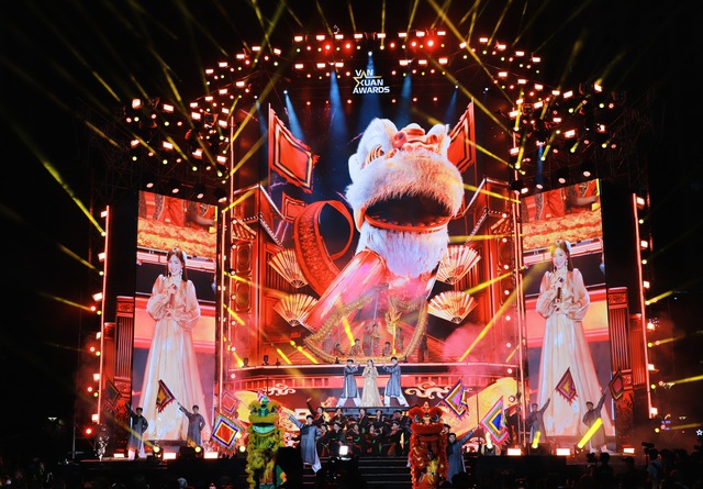 "Mái ấm gia đình Việt" lập cú đúp giải thưởng Quảng cáo Sáng tạo Việt Nam- Ảnh 1. "Mái ấm gia đình Việt" lập cú đúp giải thưởng Quảng cáo Sáng tạo Việt Nam- Ảnh 1.