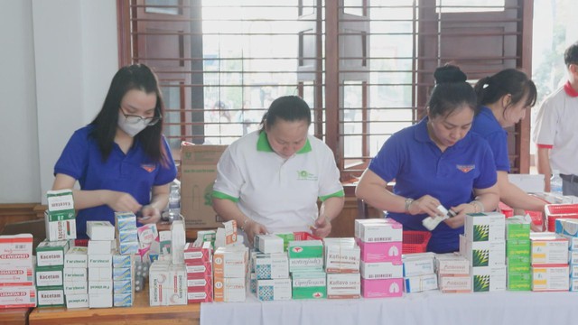 Sẻ chia, lan tỏa yêu thương dịp Giáng Sinh 2025- Ảnh 1.