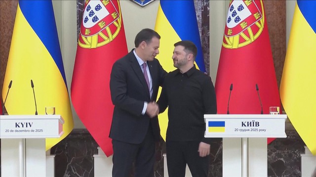 Hòa đàm được thúc đẩy, tiền tuyến Ucraina chưa lắng súng- Ảnh 2.