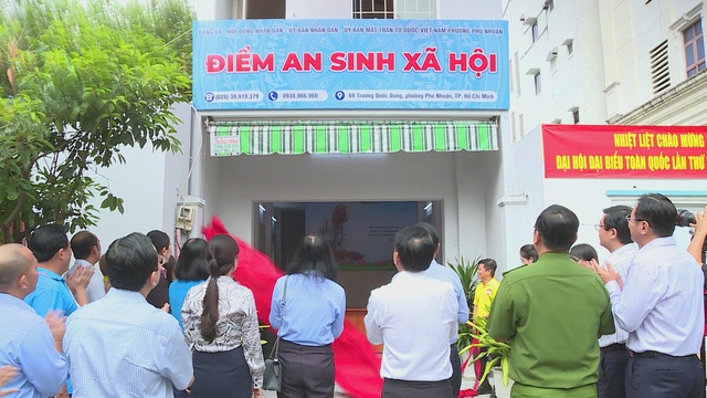 Phường Phú Nhuận ra mắt điểm an sinh xã hội: Lan tỏa tinh thần "Đoàn kết - Nghĩa tình"- Ảnh 1.