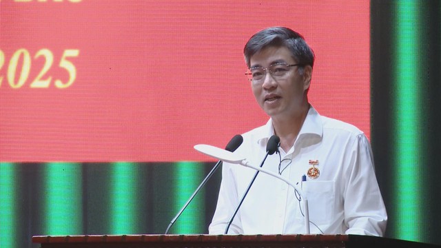 Đoàn đại biểu Người có công với cách mạng TP. Hồ Chí Minh viếng Lăng Bác - Ảnh 11.