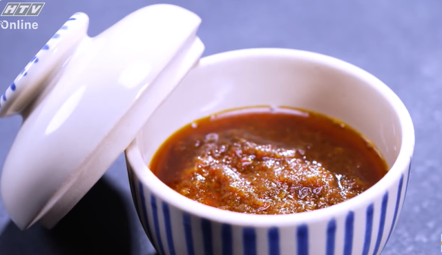 Siêu bếp Long Kha mang đến gia vị bí truyền đắt đỏ - Ảnh 1.