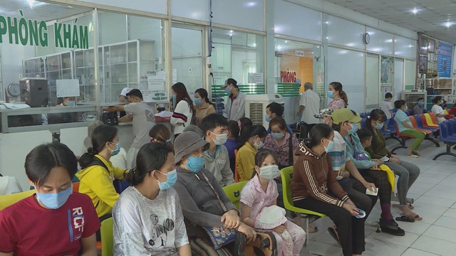 Thời sự HTV ngày 24/12/2025 | Từ 1/1/2026, thêm 2 nhóm đối tượng được BHYT chi trả 100% chi phí khám chữa bệnh - Ảnh 1.