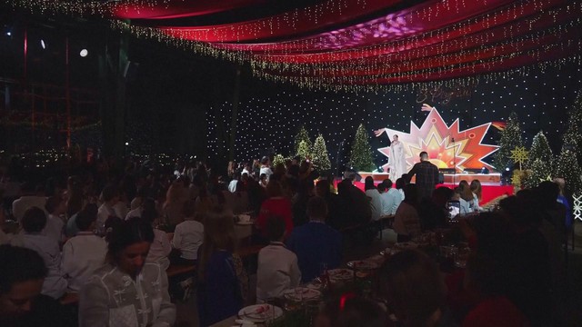 Bữa tiệc Giáng sinh cho trẻ em cơ nhỡ do xung đột ở Ucraina  - Ảnh 3.