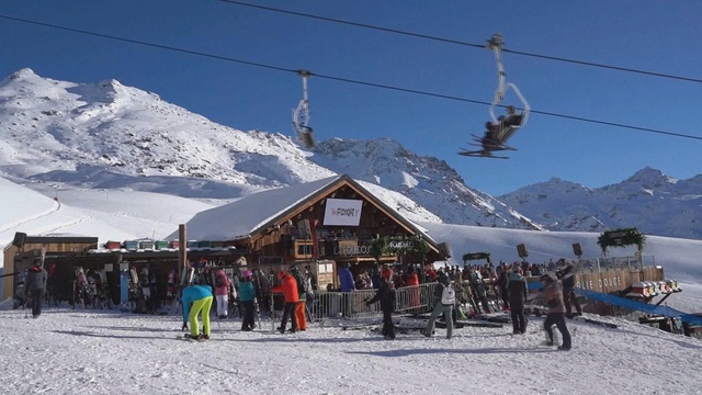 Dùng drone và A.I. phục vụ cứu hộ trên dãy Alps- Ảnh 1.