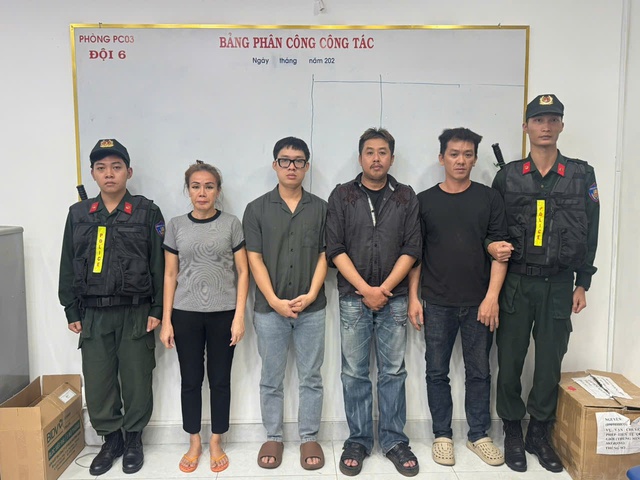 TP. Hồ Chí Minh triệt phá đường dây sản xuất, tiêu thụ gas giả quy mô lớn, ẩn mình sau công ty hợp pháp- Ảnh 1.