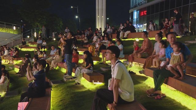 “Xuân gắn kết – Tết sẻ chia” phát động ủng hộ Quỹ Vì người nghèo  - Ảnh 1.