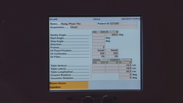 Kết hợp hóa xạ trị tiêu diệt khối u phổi ở người đàn ông hút thuốc lào hơn 30 năm - Ảnh 3.