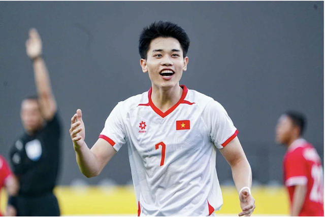 Đình Bắc lập cú đúp, Việt Nam thắng Lào 2-1 - Ảnh 1.