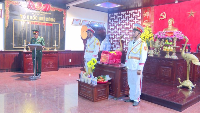 Trang trọng đưa hài cốt liệt sĩ Nguyễn Xuân Chính về quê hương - Ảnh 3.