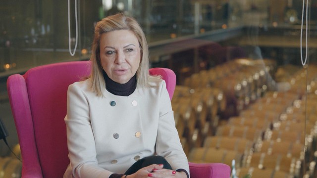 Người dân Bungari trước ngưỡng cửa đổi tiền lịch sử - Ảnh 4.