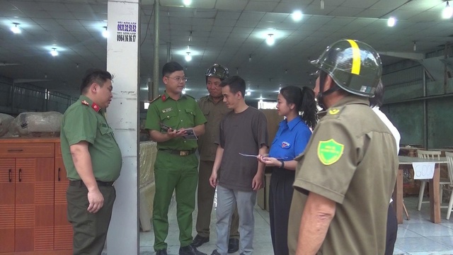 TP. Hồ Chí Minh : "Quét sạch" quảng cáo bẩn nhờ sức mạnh công nghệ A.I. và lòng dân  - Ảnh 2.