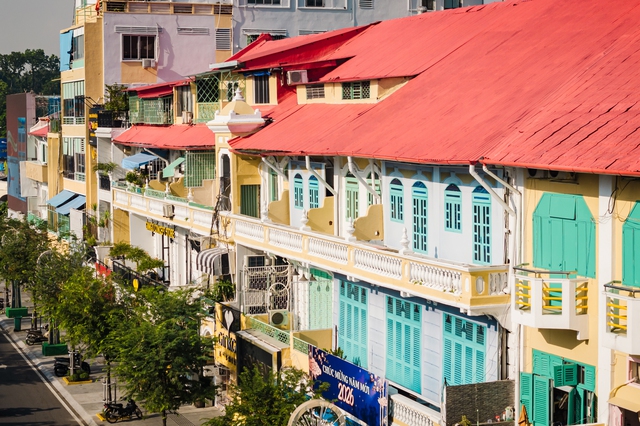 Hoàn thành chỉnh trang đường Lê Lợi sau 20 ngày, góp phần làm đẹp diện mạo trung tâm TP. Hồ Chí Minh - Ảnh 4.