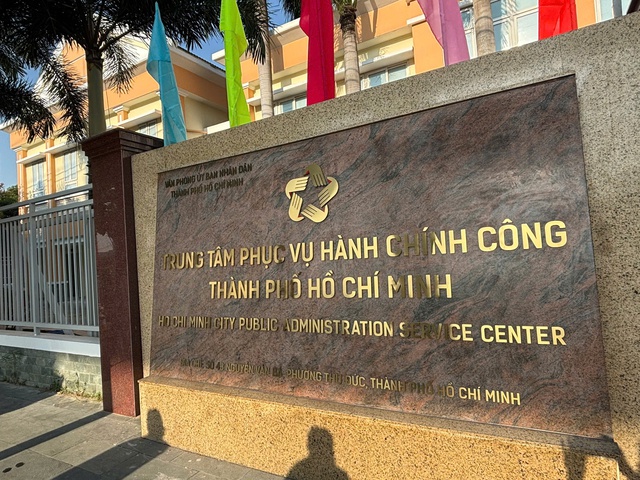 TP. Hồ Chí Minh chính thức ra mắt Trung tâm Phục vụ hành chính công thành phố- Ảnh 1. TP. Hồ Chí Minh chính thức ra mắt Trung tâm Phục vụ hành chính công thành phố- Ảnh 1.