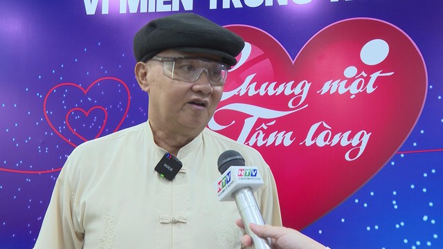 Khán giả gần xa chung tay ủng hộ quỹ “Chung một tấm lòng” - Ảnh 1.