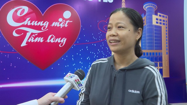 Khán giả gần xa chung tay ủng hộ quỹ “Chung một tấm lòng” - Ảnh 3.