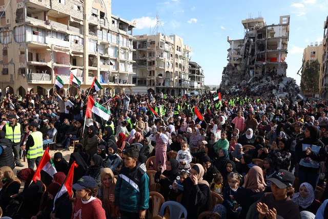 Đám cưới tập thể của 54 cặp đôi ở dải Gaza - Ảnh 3.