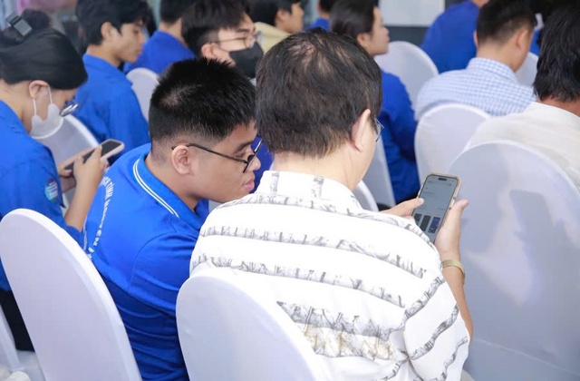 Lần đầu tiên tại Metro, Ngày hội Công nghệ số Thủ Đức - Thu Duc Digital Day 2025 thu hút hơn 14.500 lượt khách tham gia - Ảnh 7.