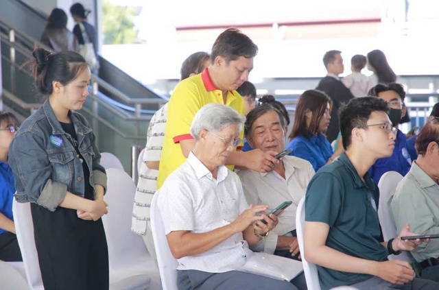 Lần đầu tiên tại Metro, Ngày hội Công nghệ số Thủ Đức - Thu Duc Digital Day 2025 thu hút hơn 14.500 lượt khách tham gia - Ảnh 8.