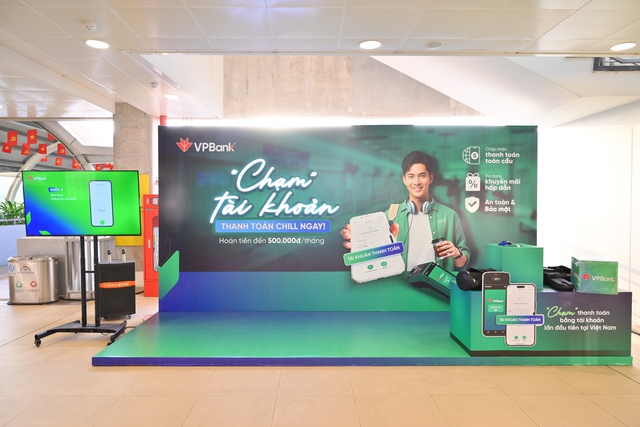 VPBank tiên phong đưa thanh toán một chạm bằng tài khoản vào vận hành tại Metro TP. Hồ Chí Minh - Ảnh 1.
