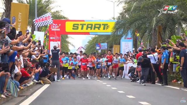 Bước chạy vì một Việt Nam vượt trội- Ảnh 1. Bước chạy vì một Việt Nam vượt trội- Ảnh 1.