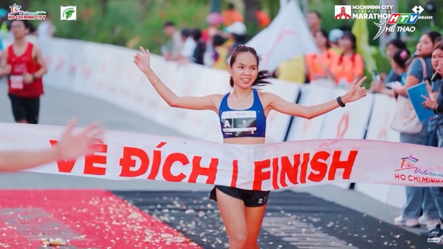 Bước chạy vì một Việt Nam vượt trội- Ảnh 2. Bước chạy vì một Việt Nam vượt trội- Ảnh 2.