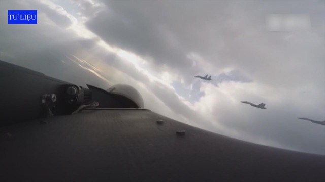 Tin Thế giới 24 Giờ ngày 7/12/2025 Nhật Bản tố Trung Quốc hướng radar kiểm soát hỏa lực vào máy bay Nhật- Ảnh 1. Tin Thế giới 24 Giờ ngày 7/12/2025 Nhật Bản tố Trung Quốc hướng radar kiểm soát hỏa lực vào máy bay Nhật- Ảnh 1.