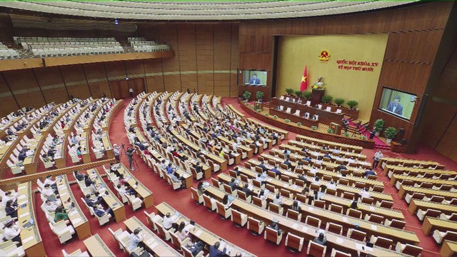 Cần cơ chế khuyến khích phát triển điện gió ngoài khơi, điện hạt nhân mô-đun nhỏ - Ảnh 1.