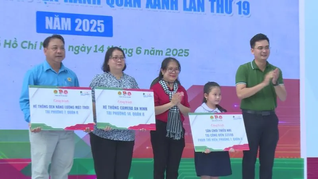 Lễ ra quân Chiến dịch Kỳ nghỉ hồng lần thứ 24 và Chiến dịch tình nguyện Hành quân xanh lần thứ 19 năm 2025 - Ảnh 3.