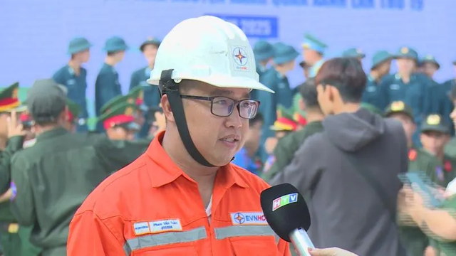 Lễ ra quân Chiến dịch Kỳ nghỉ hồng lần thứ 24 và Chiến dịch tình nguyện Hành quân xanh lần thứ 19 năm 2025 - Ảnh 4.