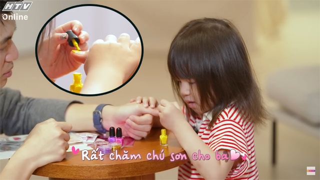 Pam vừa sơn móng vừa học cách ứng xử - Ảnh 2.