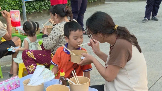 "Mì gõ 0 đồng" thân mời bà con - Ảnh 5.