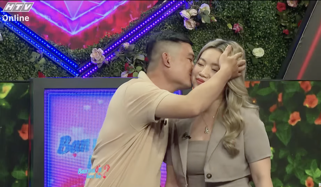 Khoảng cách địa lý không ngăn được tình yêu - Ảnh 6.