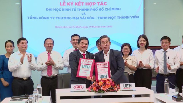 SATRA và UEH hợp tác đào tạo nguồn nhân lực chất lượng cao - Ảnh 1.