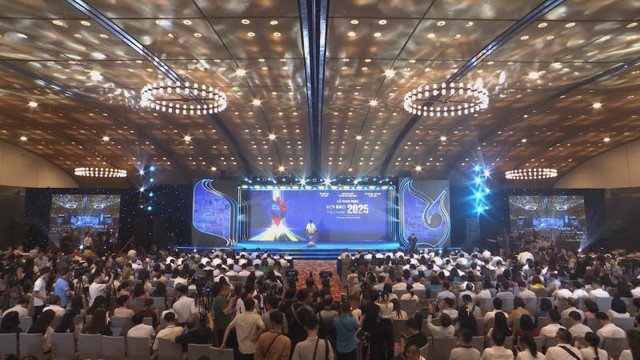 Hội báo toàn quốc năm 2025 chính thức khai mạc - Ảnh 1.