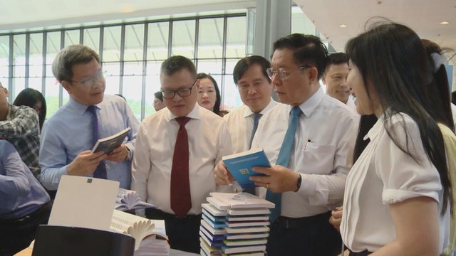Hội báo toàn quốc năm 2025 chính thức khai mạc - Ảnh 3.