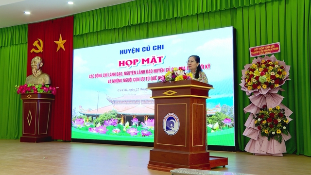Để “đất thép thành đồng” giữ vững mãi ngọn lửa truyền thống - Ảnh 4.