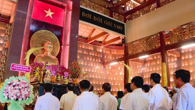 Để “đất thép thành đồng” giữ vững mãi ngọn lửa truyền thống - Ảnh 5.